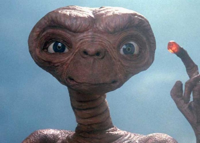 Foto: Figura original de E.T., el extraterrestre