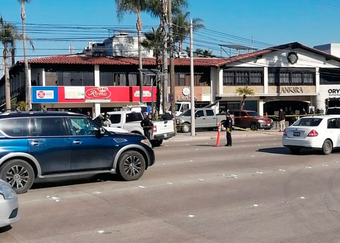 ¡Macabro! Abandonan camioneta con seis personas estranguladas en México