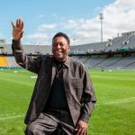 El mundo del fútbol pide por la salud del ídolo brasileño, Pelé