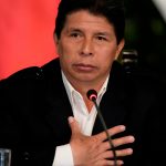Pedro Castillo es arrestado por agentes de la Policía de Perú