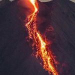 Decretan alerta máxima en Indonesia ante erupción del volcán Semeru