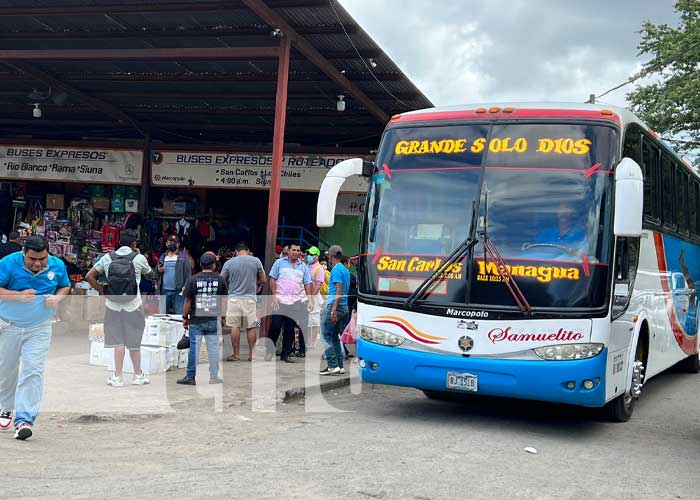 Foto: Terminal de buses "full" en Nicaragua por la Navidad / TN8