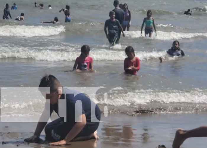 Foto: Familias de Rivas disfrutan de las playas este primer fin de semana 2023 / TN8