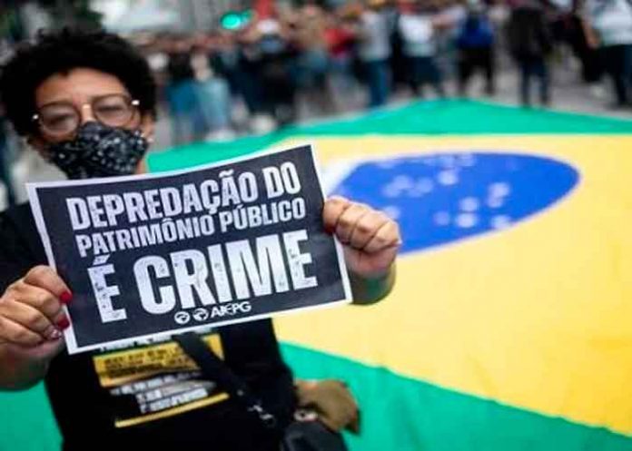 Organizaciones de Brasil realizan movilización en defensa de la democracia