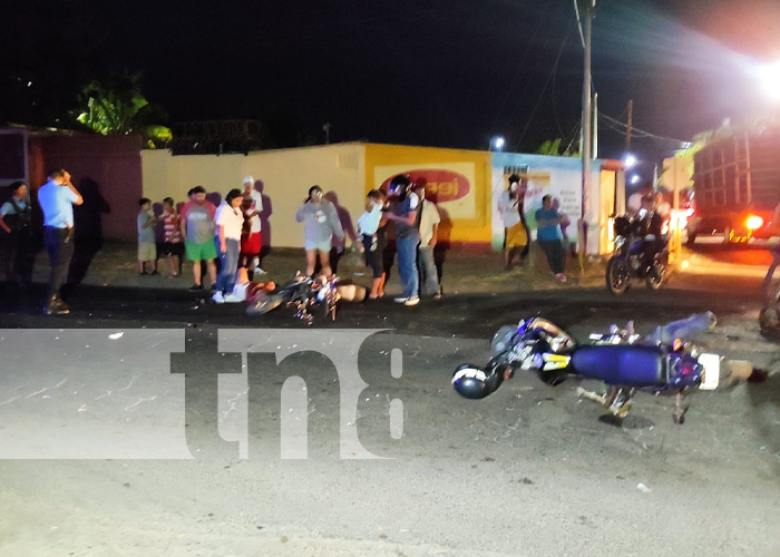 Foto: Motociclista provoca colisión y deja a una persona lesionada en Managua / TN8