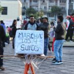 Campesinos peruanos avanzan hacia Lima para marchar contra la presidenta