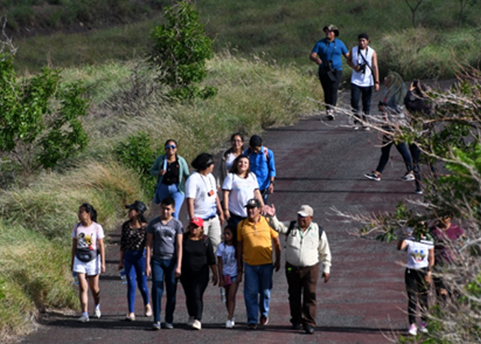 Más turistas nacionales y extranjeros visitan el Volcán Masaya (Fotos)