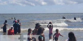 Foto: Familias de Rivas disfrutan de las playas este primer fin de semana 2023 / TN8