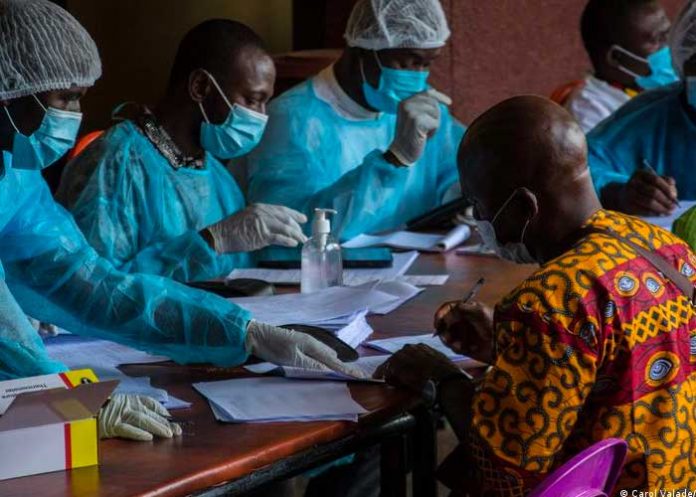 OMS anuncia el fin de la epidemia del Ébola en Uganda