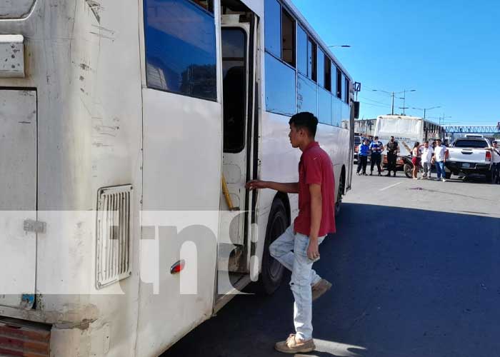 Foto: Bus atropella a un anciano en Managua / TN8