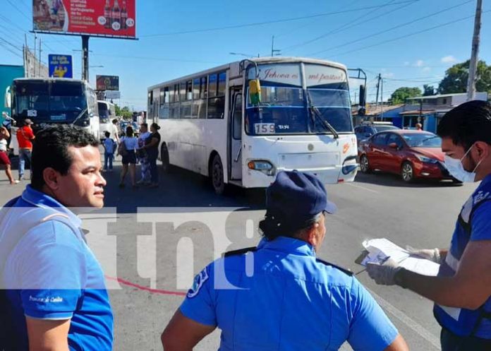 Foto: Bus atropella a un anciano en Managua / TN8