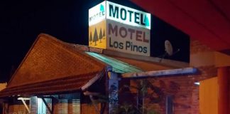 Se quedó tiesa dentro de un motel mientras hacía el "delicioso" en Argentina