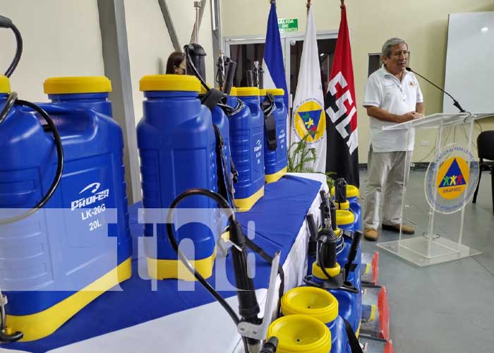 Foto: Bombas de agua y otros equipos para alcaldías en Nicaragua / TN8