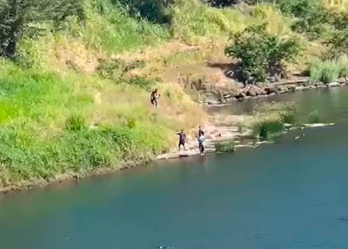 Rescatan el cadáver de "nica" en un río lleno de cocodrilos en Costa Rica