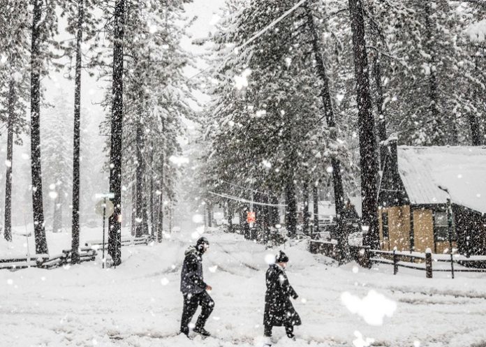Alerta en Estados Unidos por fuertes nevadas, tormentas eléctricas y lluvias