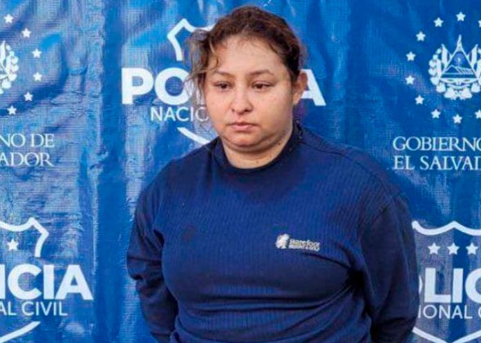 En El Salvador una mujer mató a golpes a su hija porque “se negó a comer”