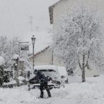 Alerta roja en España por un fuerte temporal de nieve, lluvia y vientos