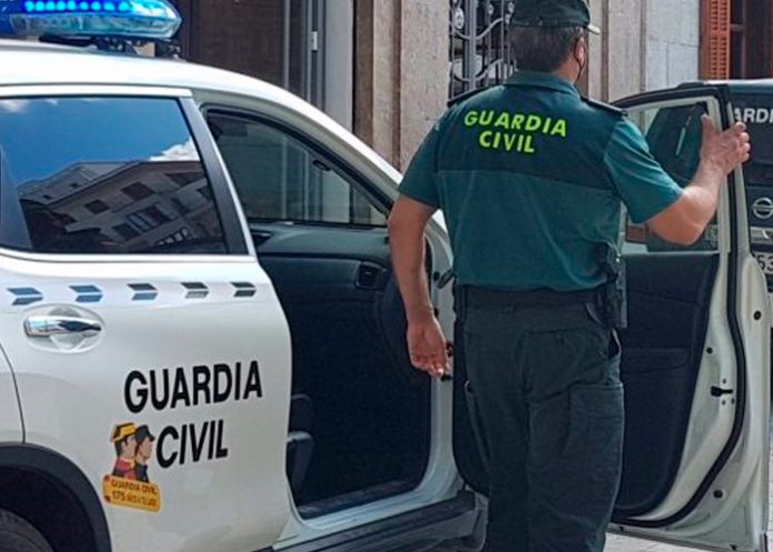 ¡Insólito! Hallan en España los cadáveres de dos ancianos abrazados
