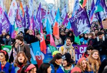 Huelga masiva en Francia contra la reforma de pensiones de Macron