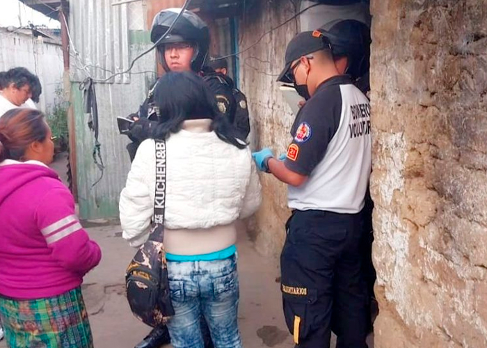Macabro hallazgo del cuerpo de una "nica" estrangulada en una casa en Guatemala