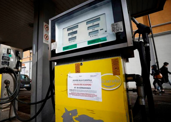 Jornada de paro en las gasolineras de Italia contra medidas del Gobierno