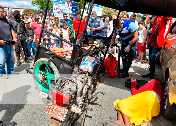 Irresponsabilidad vial dejó dos lesionados en el barrio La Primavera, Managua 