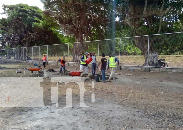 Foto: Avanza la construcción de obra deportiva en Moyogalpa, Ometepe / TN8