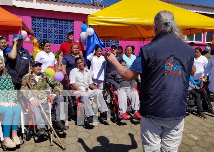 Foto: Sillas de ruedas que entrega ONG de Estados Unidos a Nicaragua / TN8