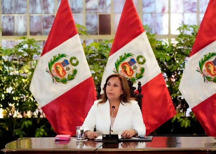 Presidenta designada de Perú, Dina Boluarte, pide adelanto electoral