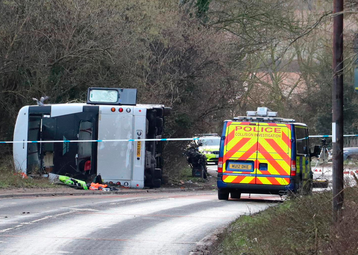 Múltiples heridos tras un fuerte accidente de tránsito en Reino Unido
