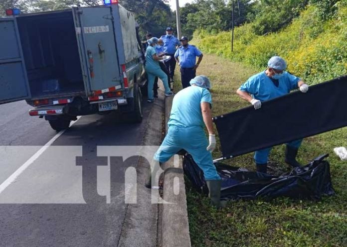 Foto: Hallazgo del cuerpo de un hombre en Carretera Sur, Managua / TN8