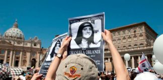 Tras 40 años de impunidad, el Vaticano investiga desaparición de una joven