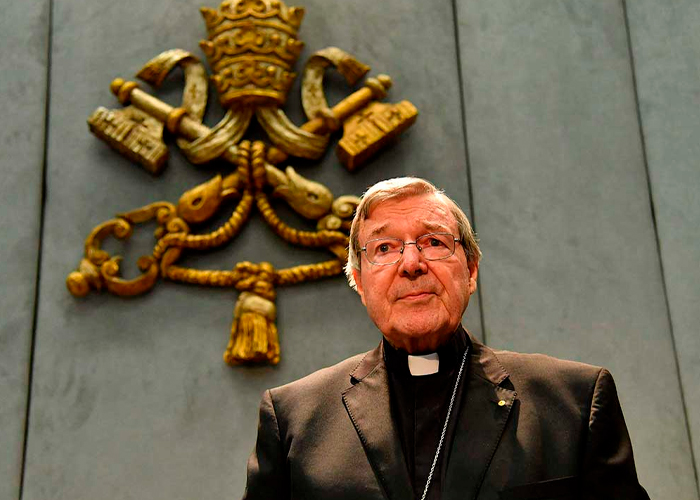 Muere el cardenal considerado mano derecha del papa acusado de pederastia