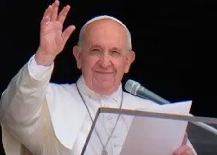 Conservadores del Vaticano en complot para sacar al papa Francisco
