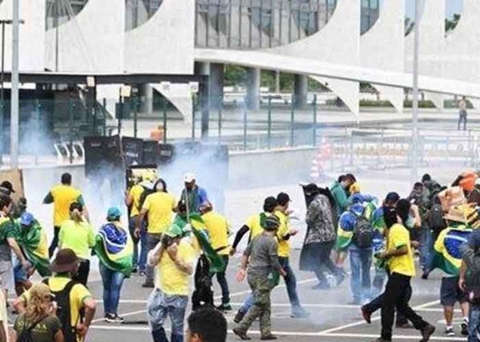 Lideres de América Latina repudian golpea antidemocrático en Brasil
