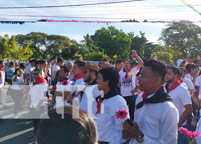 ¡Que se Rinda Tu Madre! Juventud Nicaragüense continúa legado de Leonel Rugama
