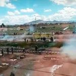 Represión y disparos contra manifestantes en el aeropuerto de Juliaca en Perú