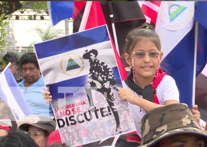 Foto: Nicaragüenses celebran nuevas victorias con multitudinaria caminata / TN8