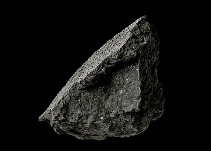 ¡Increíble! Encuentran resto de un meteorito en Francia