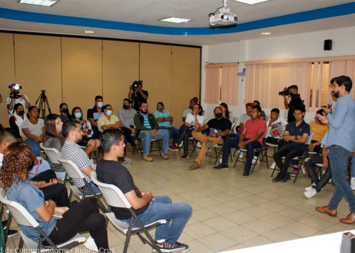 Juventud Sandinista realiza conversatorio sobre el Gral. Augusto C. Sandino