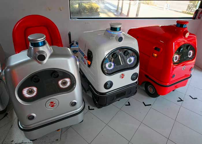 Japón lanza robots de entrega "humildes y adorables"