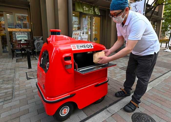 Japón lanza robots de entrega "humildes y adorables"