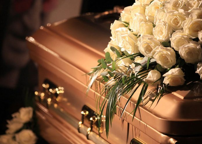 Foto: ¡En pleno funeral! Sicarios matan a padres del joven que velaban, en Ciudad Juárez / Cortesía