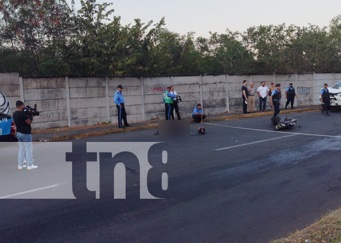 Foto: Joven motociclista muere el día de su cumpleaños, en la rotonda El Periodista, Managua / TN8