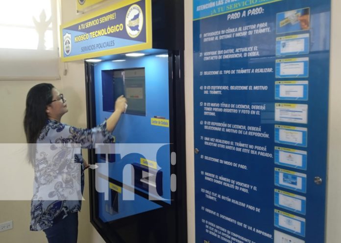 Foto: Policía Nacional inauguró un kiosco tecnológico en Los Brasiles, Mateares / TN8