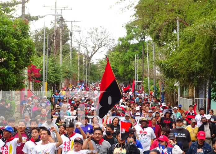 Foto: Caminata en honor al General Sandino en Managua, Matagalpa y Masaya / TN8