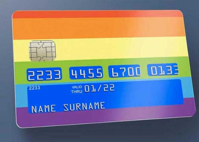 Surge la primera tarjeta de crédito LGBT+ en México