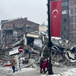 Ascienden a más de 1.100 las muertes por terremoto en Turquía