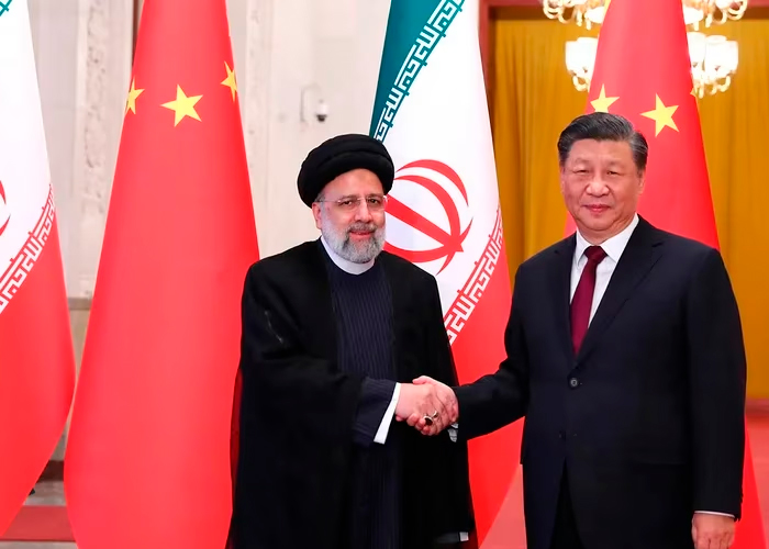 El presidente de Irán visita China para fortalecer cooperación económica