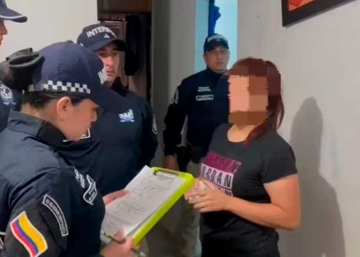 Capturan a desnaturalizada mujer por dejar que violaran a sus hijos en Colombia